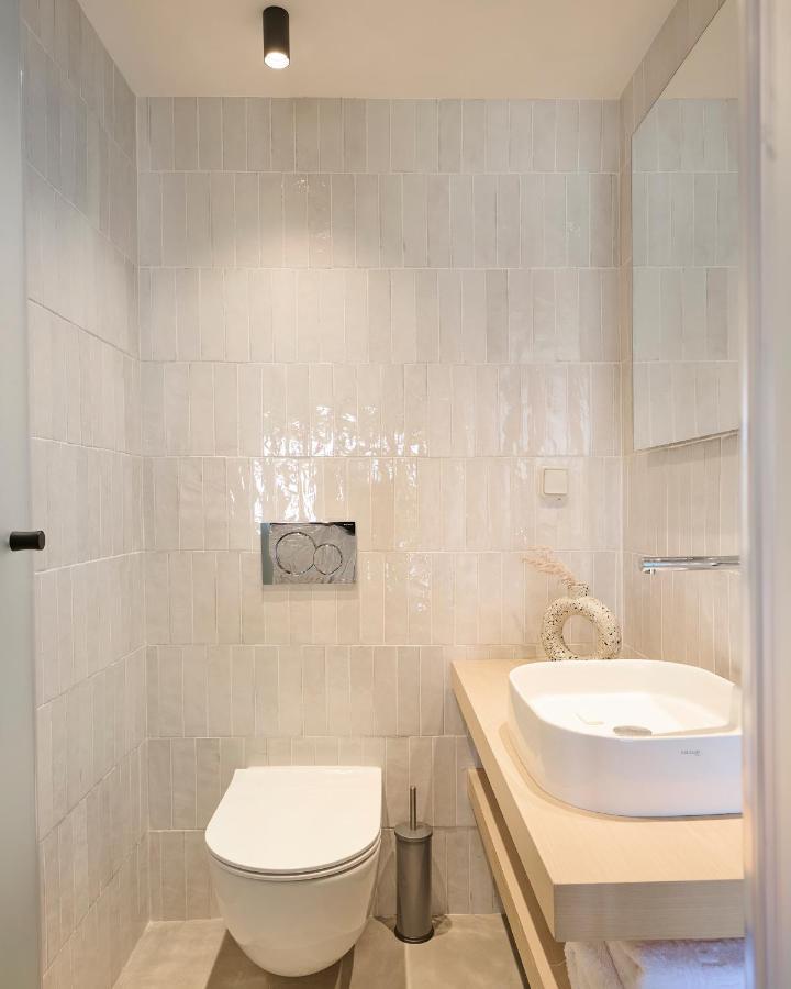 Icon- 3 Apartment